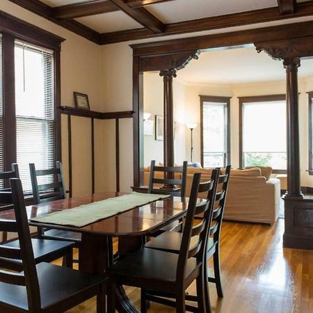 Wrigley Oasis! Steps From The Field! - 3Bd 1Ba Daire Chicago Dış mekan fotoğraf
